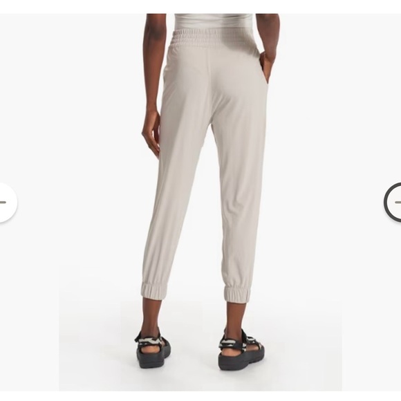 Vuori Villa Jogger Pants Beach Sand Lightweight Athletic Crop Women's Size XXL - Picture 5 of 15